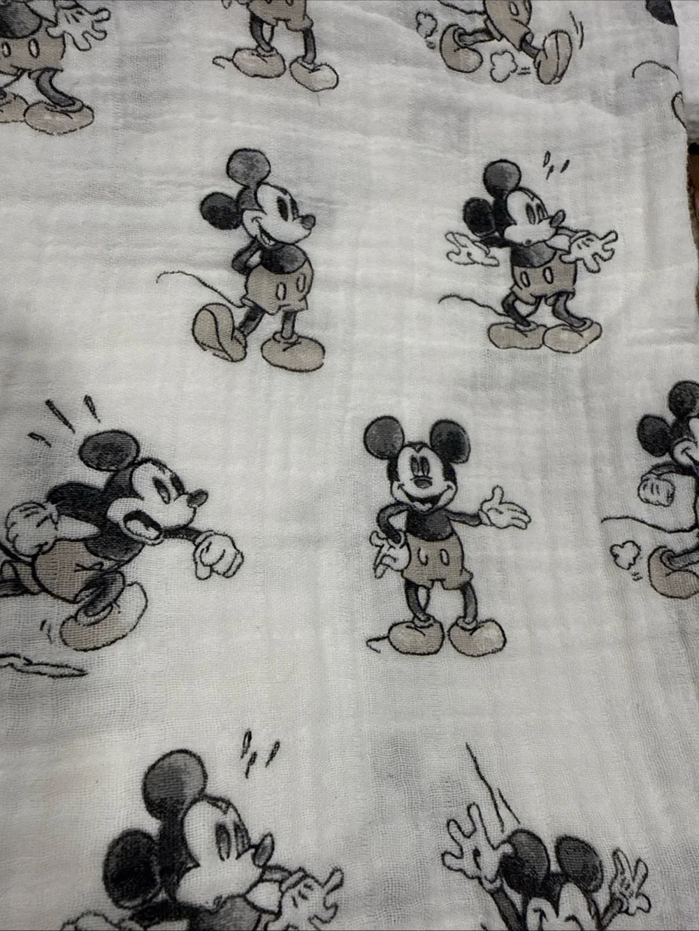 Pottery Barn Kids Disney Mickey Mouse Organic Cotton Muslin Blankets 3pc HTF